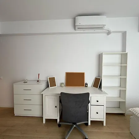 Vibes In Atria 2br Pool Parking *