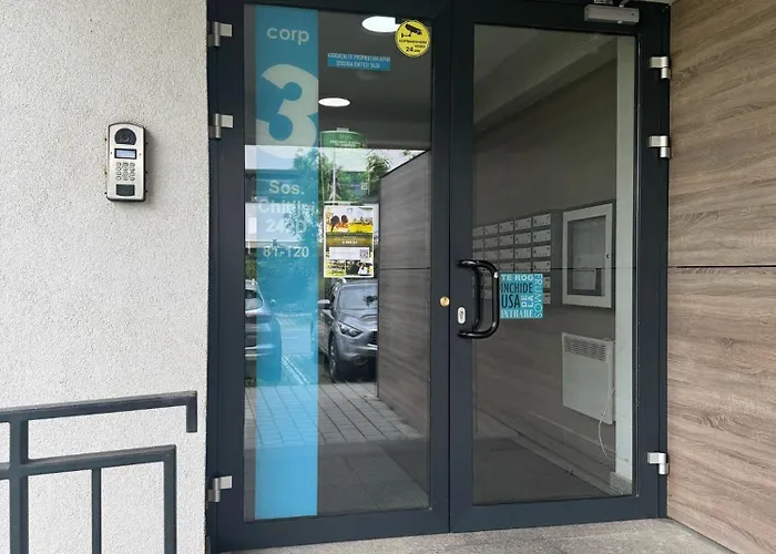 Vibes In Atria 2br Pool Parking Apartamento Bucareste