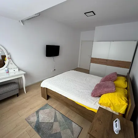 Vibes In Atria 2br Pool Parking 布加勒斯特